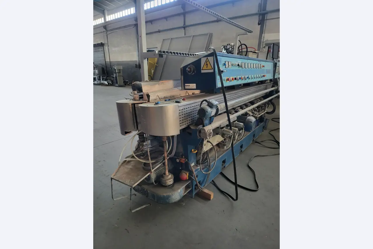 Sale of a complete warehouse of machinery for the glass industry in Spain-4