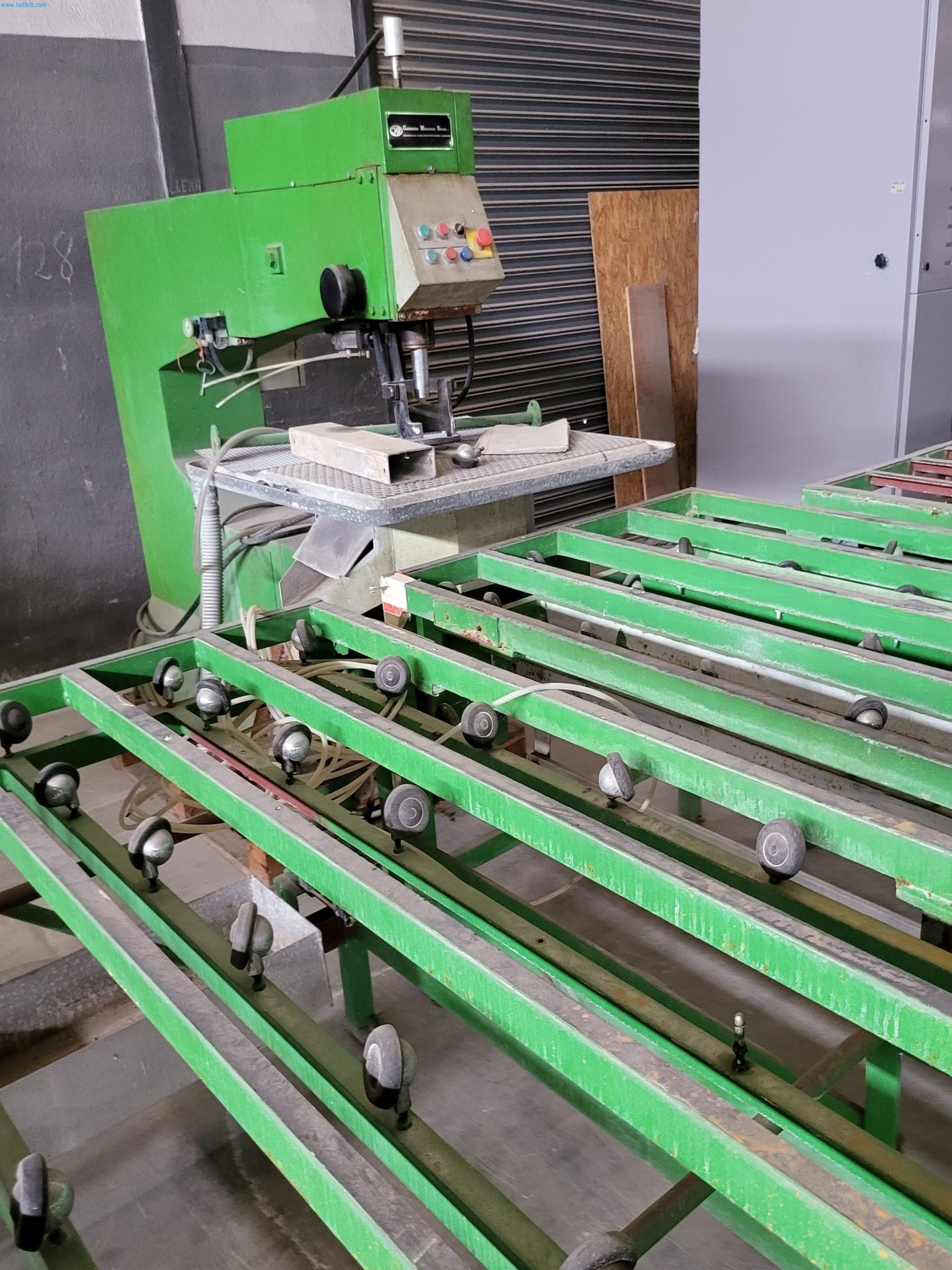 Sale of a complete warehouse of machinery for the glass industry in Spain-3