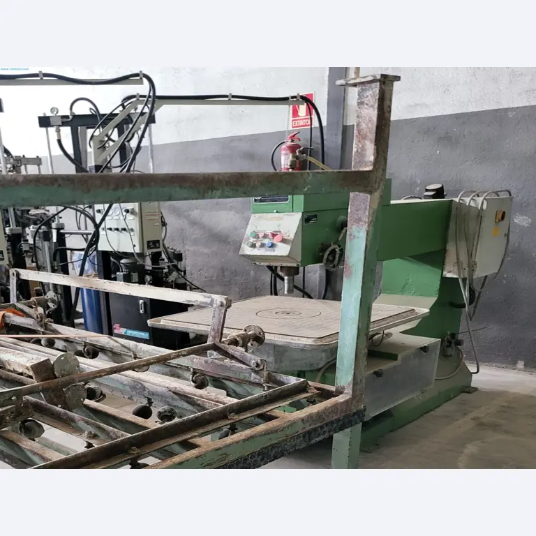 Sale of a complete warehouse of machinery for the glass industry in Spain-4