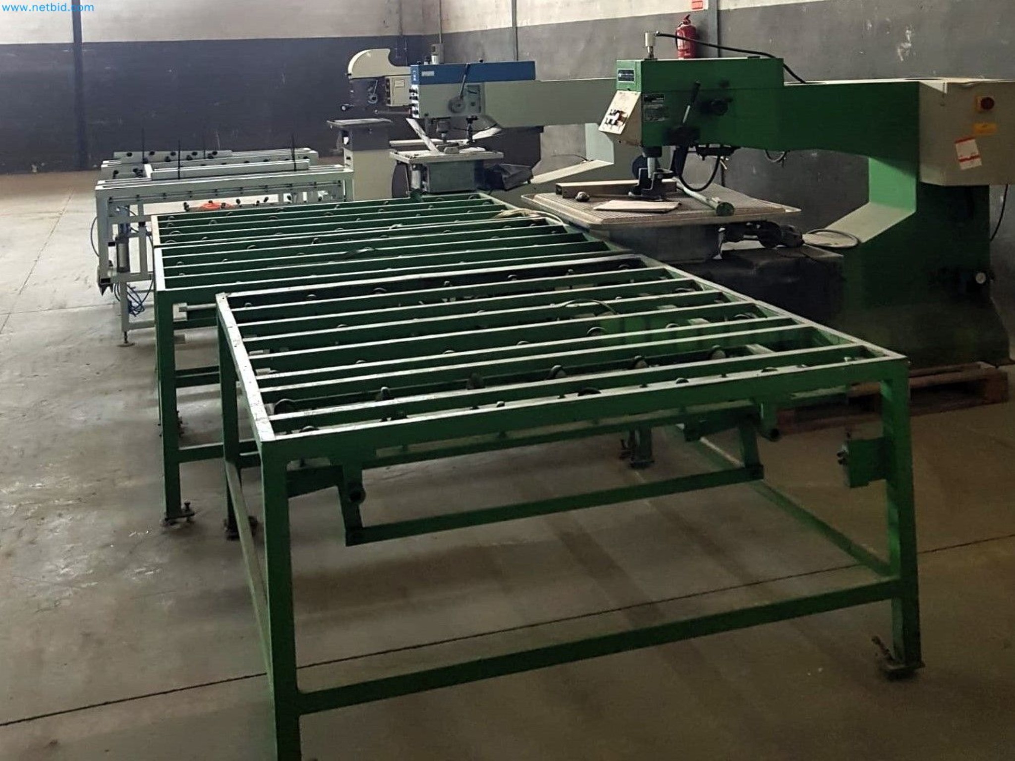 Sale of a complete warehouse of machinery for the glass industry in Spain-5