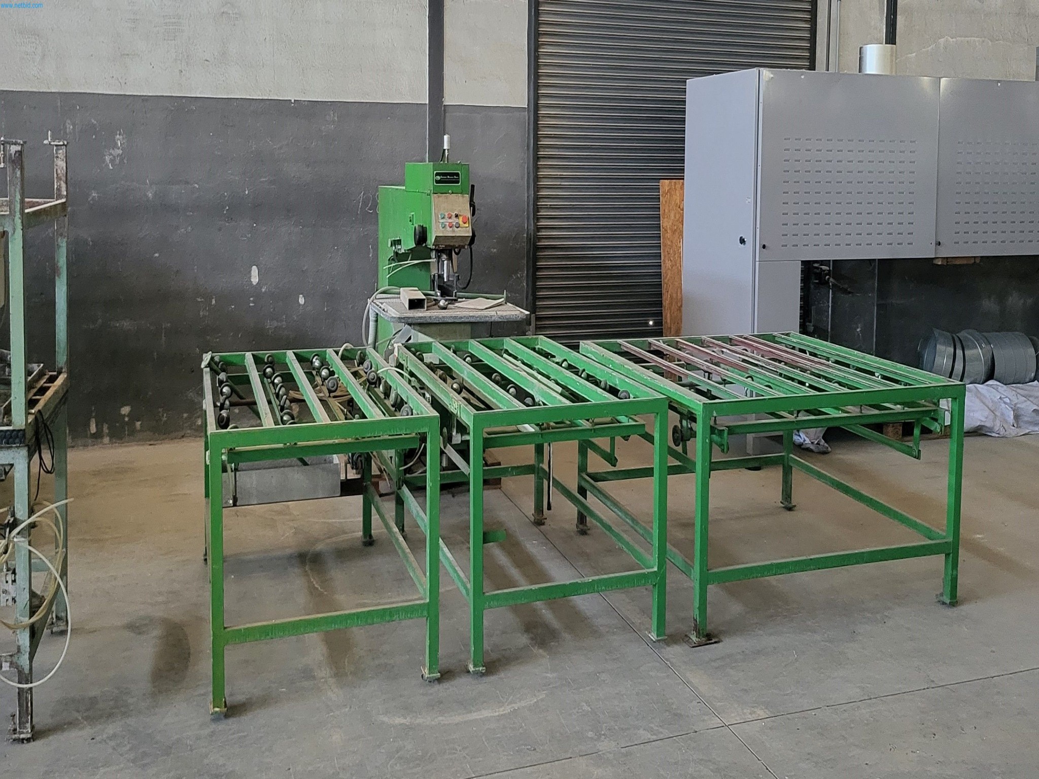 Sale of a complete warehouse of machinery for the glass industry in Spain-9