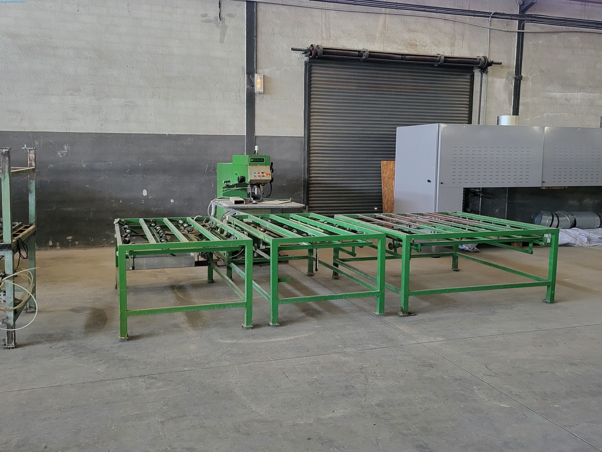 Sale of a complete warehouse of machinery for the glass industry in Spain-1