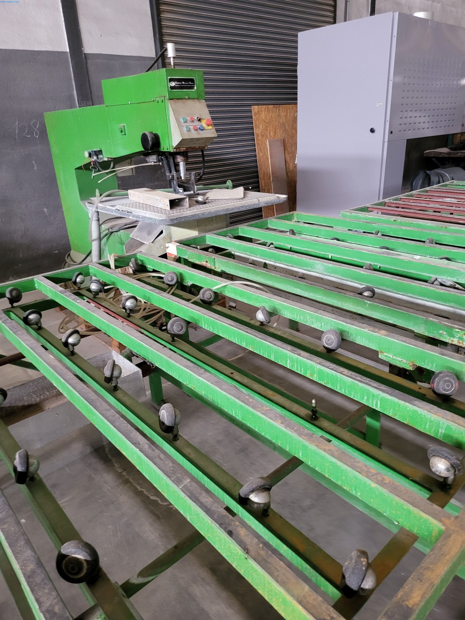 Sale of a complete warehouse of machinery for the glass industry in Spain-9