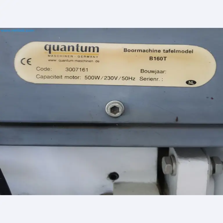 Sale of a complete warehouse of machinery for the glass industry in Spain-10