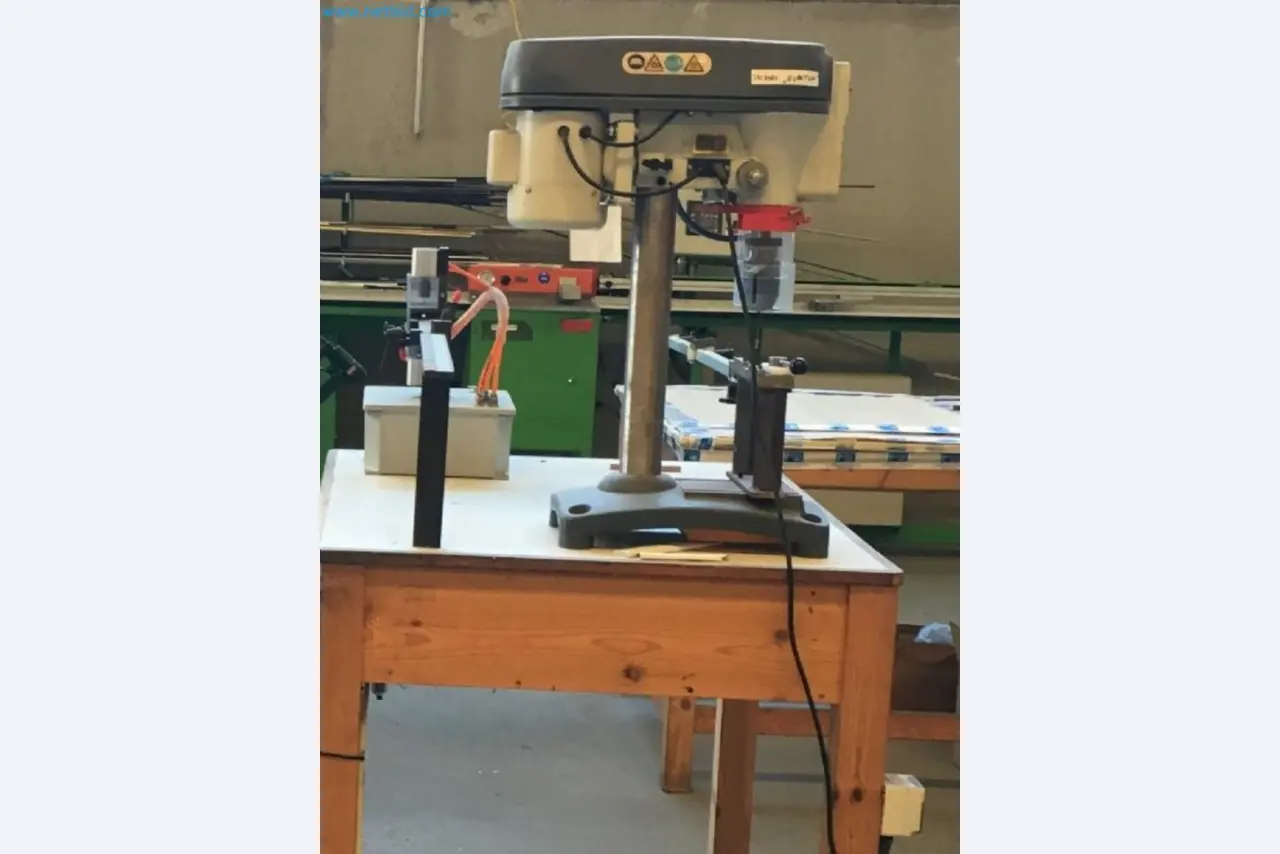 Sale of a complete warehouse of machinery for the glass industry in Spain-6