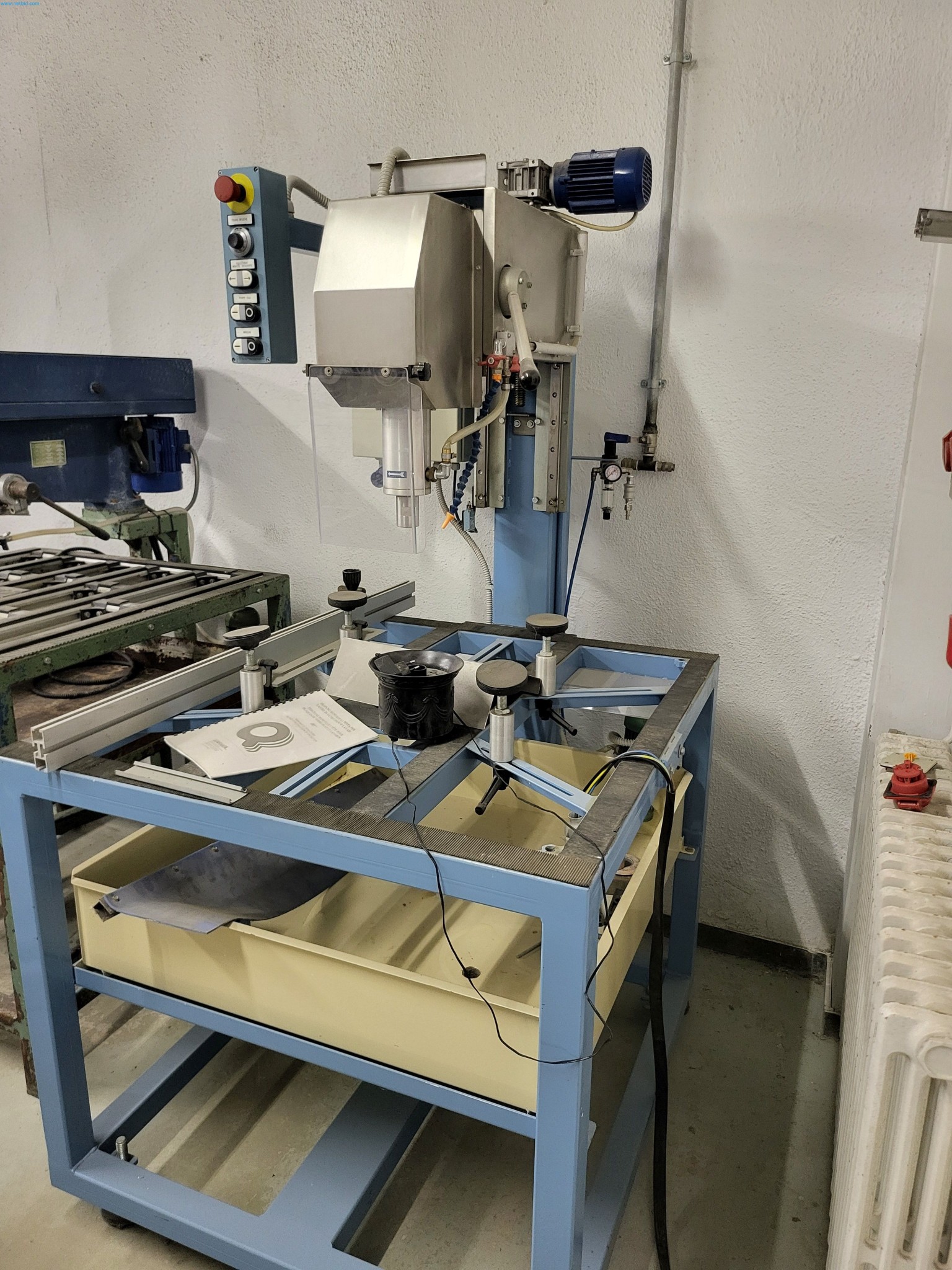 Sale of a complete warehouse of machinery for the glass industry in Spain-2