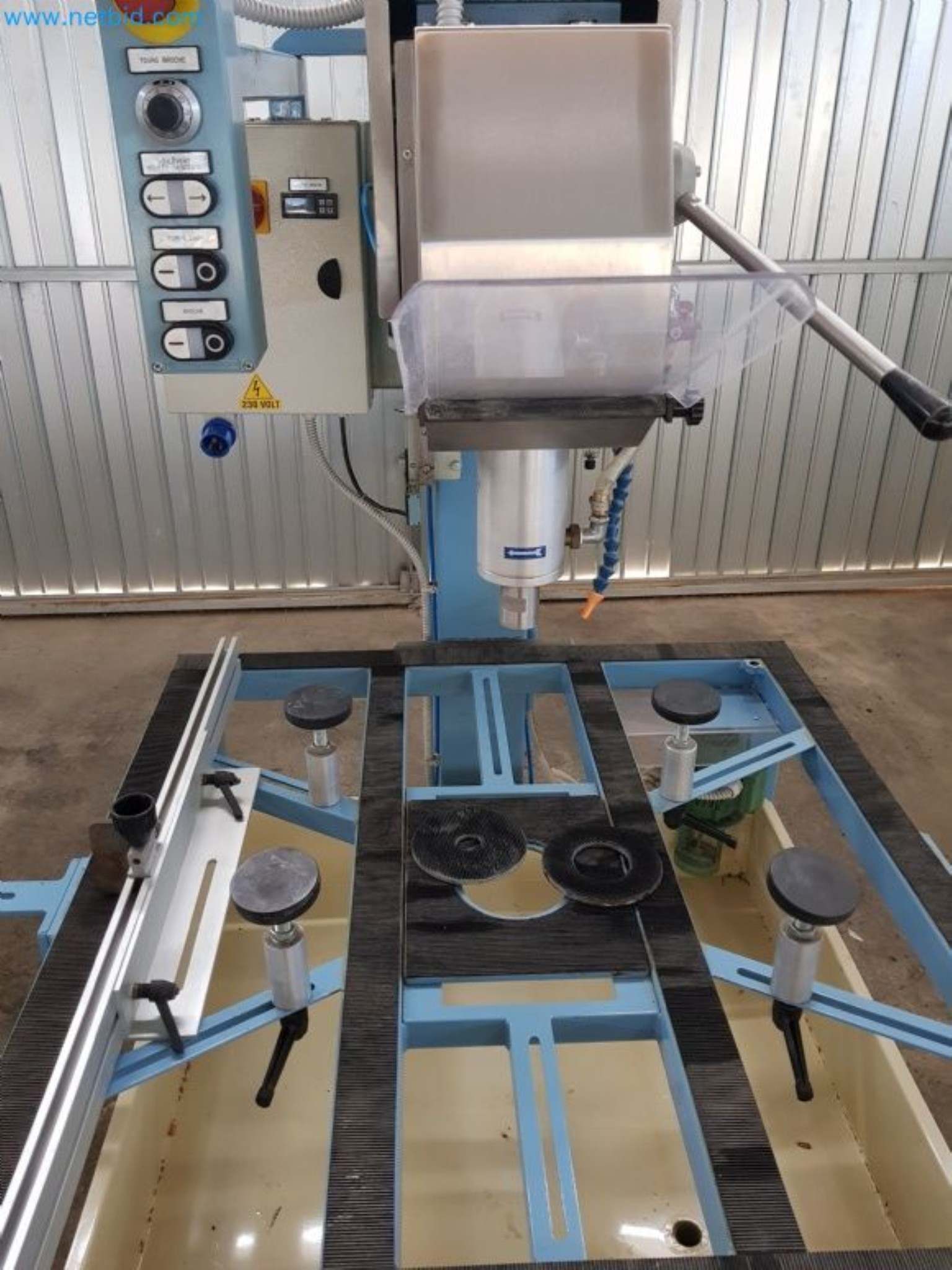 Sale of a complete warehouse of machinery for the glass industry in Spain-3