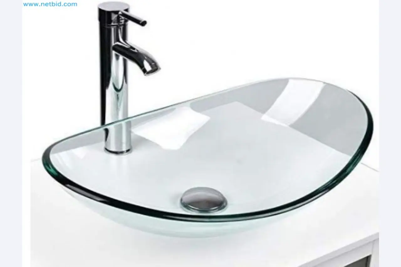 Sale of a complete warehouse of machinery for the glass industry in Spain-4