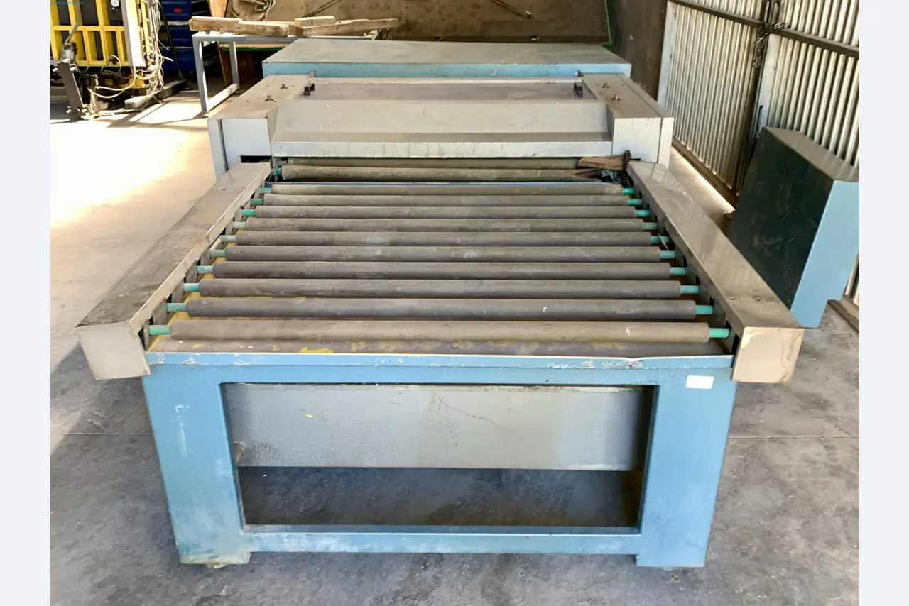 Venta de un almacén completo de maquinaria para la producción de vidrio en España-14