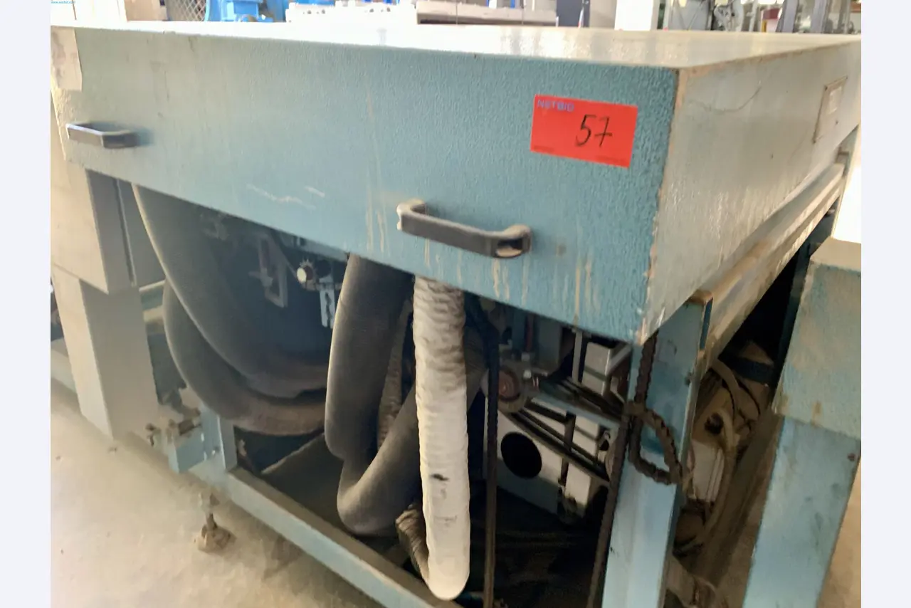 Venta de un almacén completo de maquinaria para la producción de vidrio en España-16