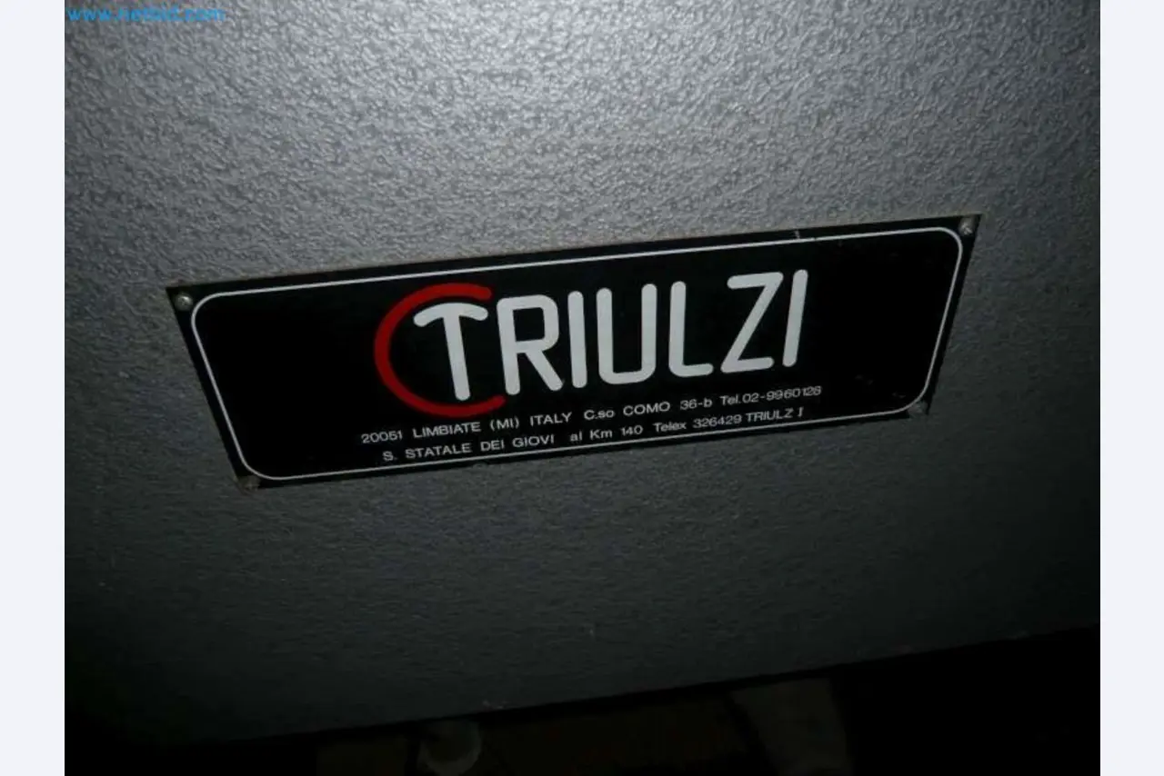 Venta de un almacén completo de maquinaria para la producción de vidrio en España-7