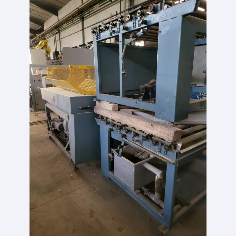 Venta de un almacén completo de maquinaria para la producción de vidrio en España-8