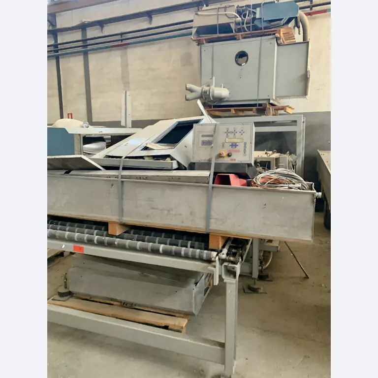Venta de un almacén completo de maquinaria para la producción de vidrio en España-10