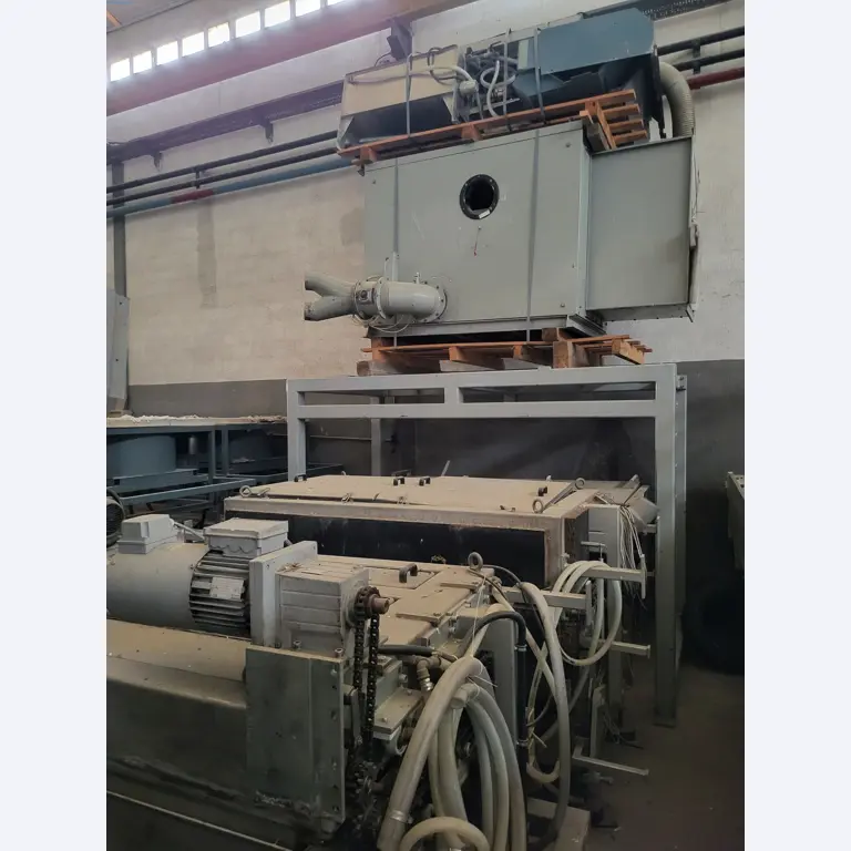 Venta de un almacén completo de maquinaria para la producción de vidrio en España-9