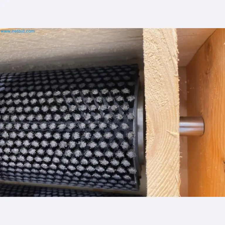 Sale of a complete warehouse of machinery for the glass industry in Spain-2