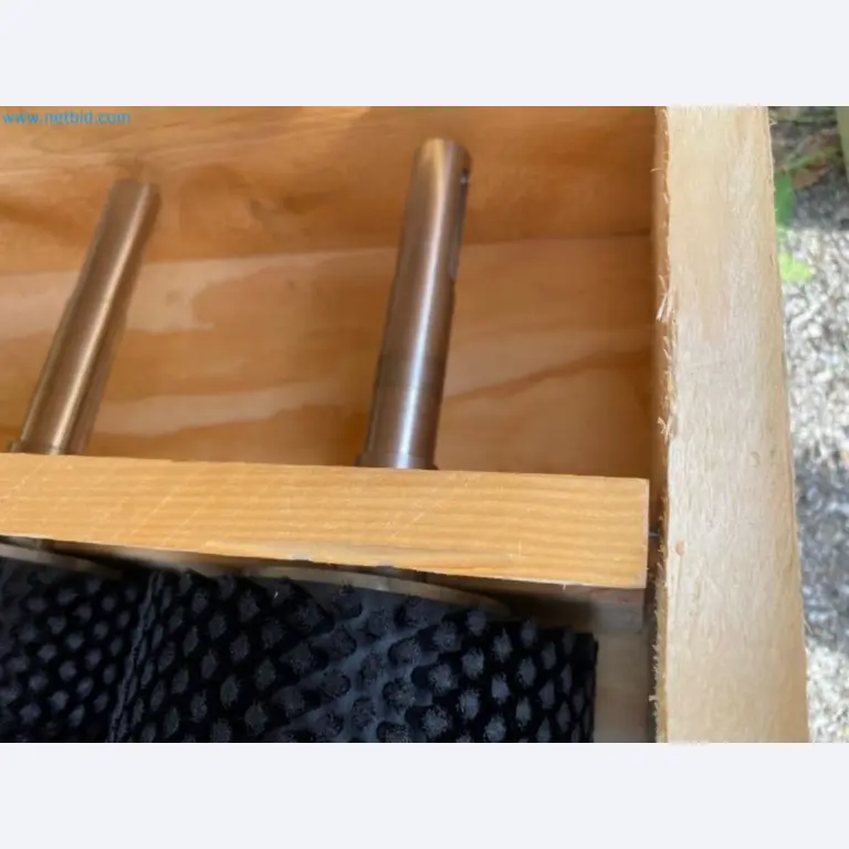 Sale of a complete warehouse of machinery for the glass industry in Spain-3