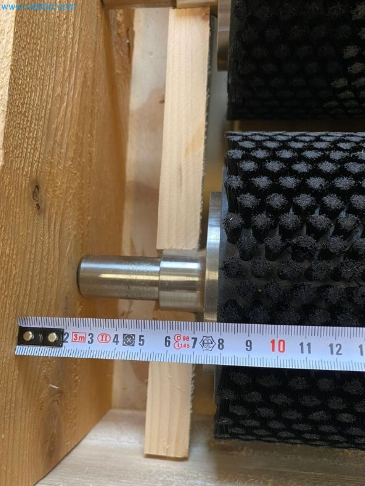 Sale of a complete warehouse of machinery for the glass industry in Spain-7