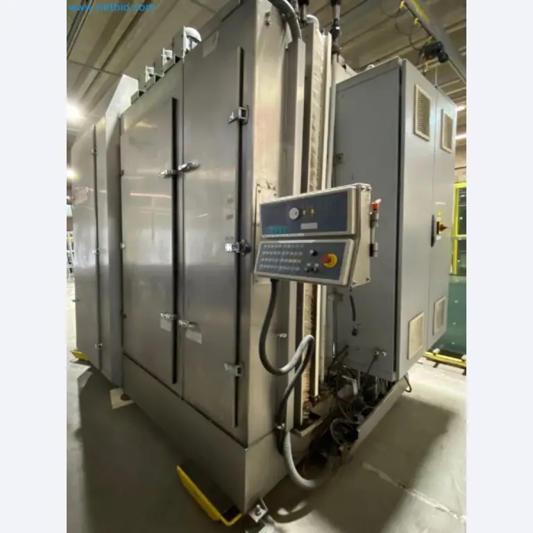 Sale of a complete warehouse of machinery for the glass industry in Spain-1