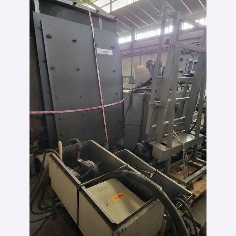 Sale of a complete warehouse of machinery for the glass industry in Spain-3