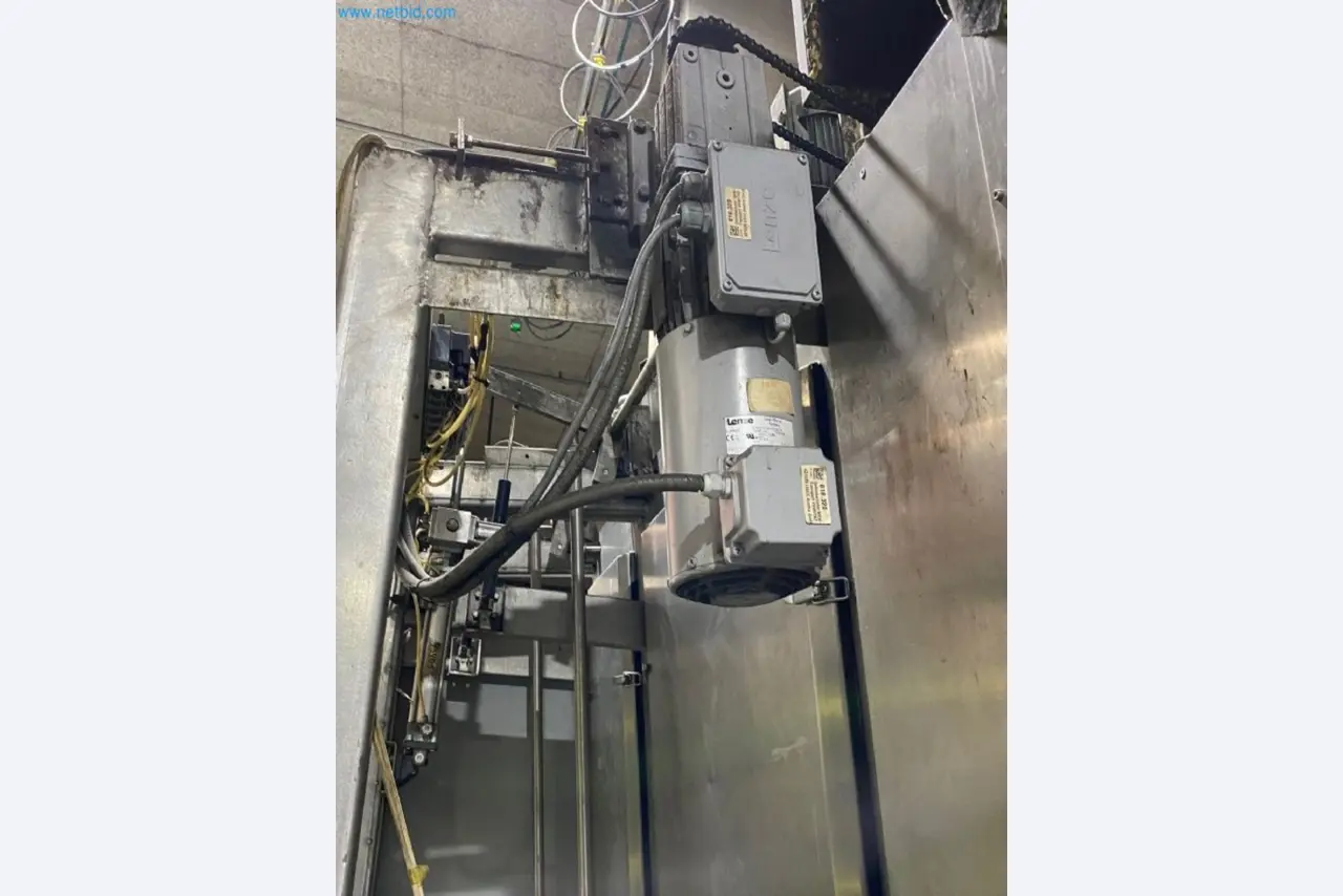 Sale of a complete warehouse of machinery for the glass industry in Spain-7