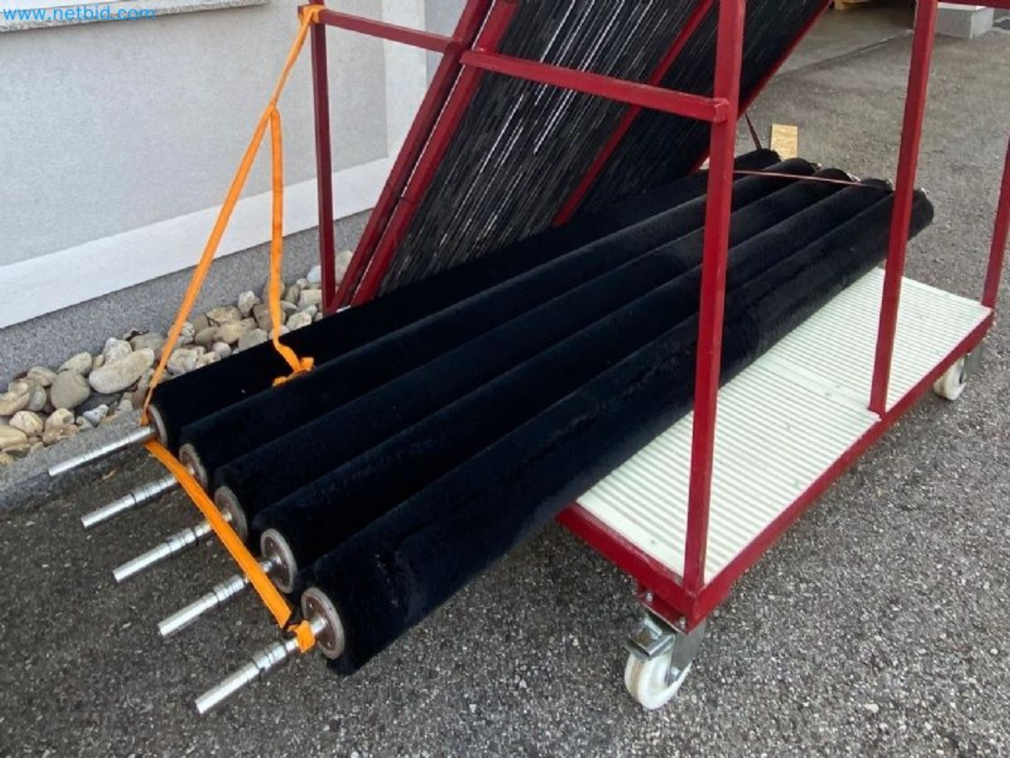 Sale of a complete warehouse of machinery for the glass industry in Spain-1