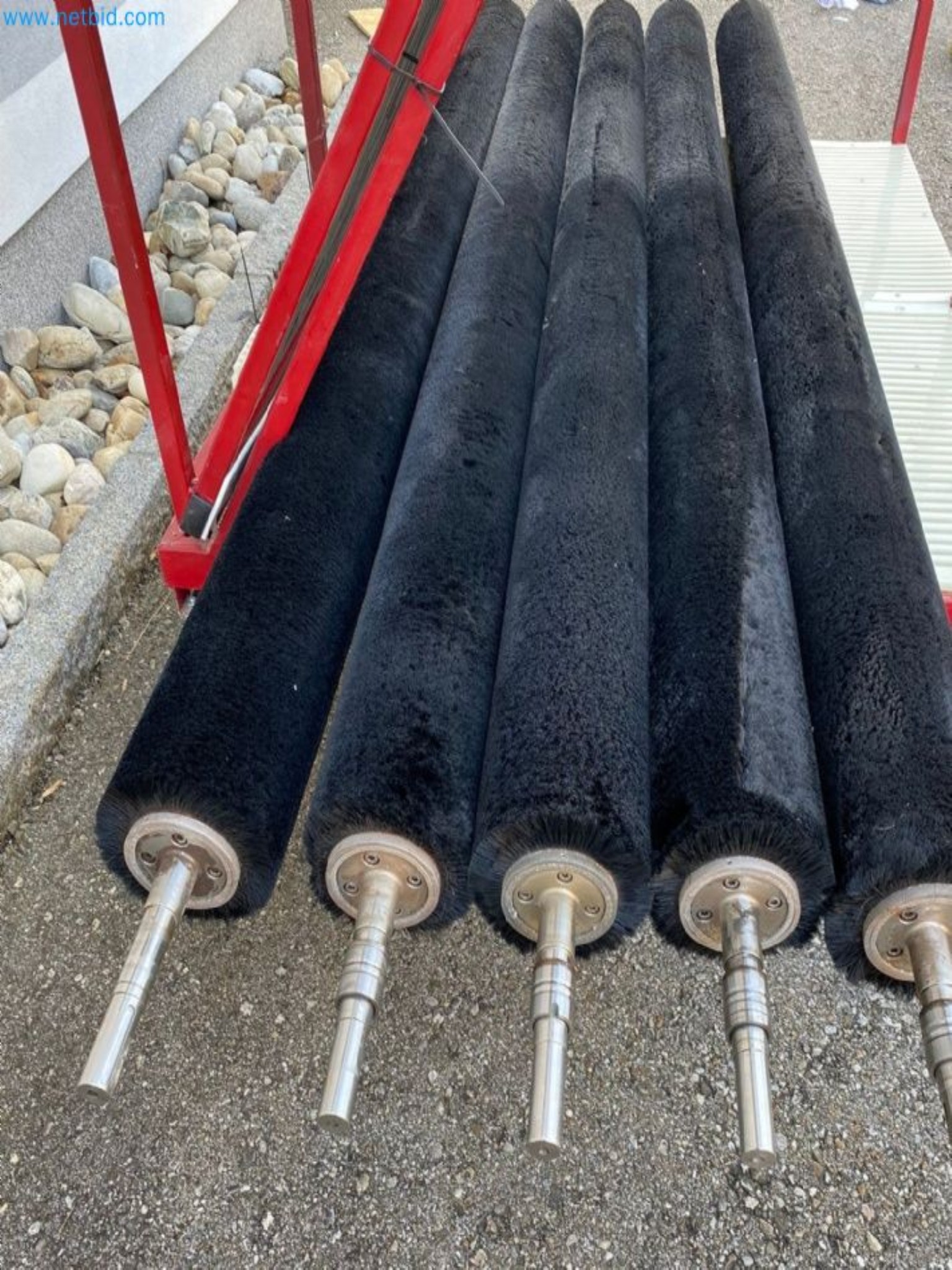 Sale of a complete warehouse of machinery for the glass industry in Spain-2