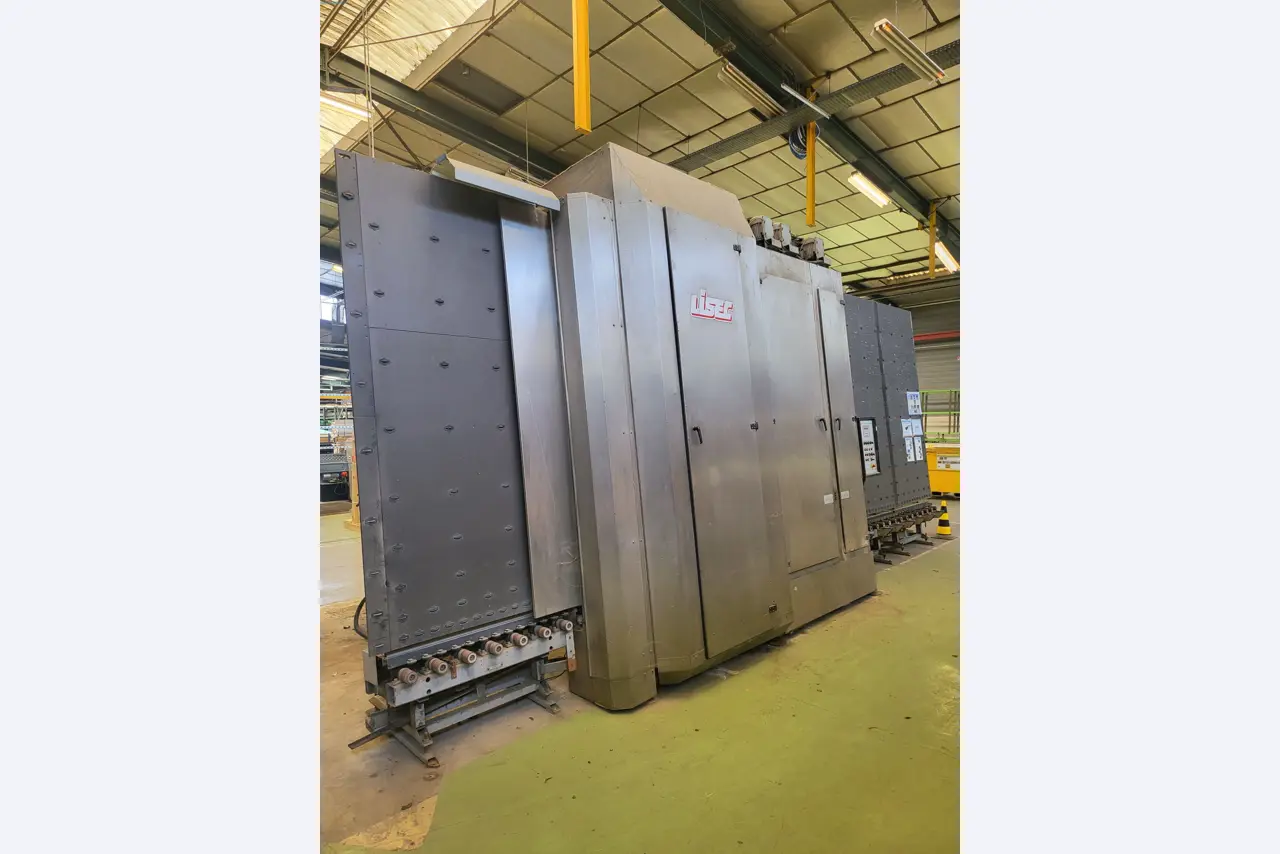 Sale of a complete warehouse of machinery for the glass industry in Spain-1