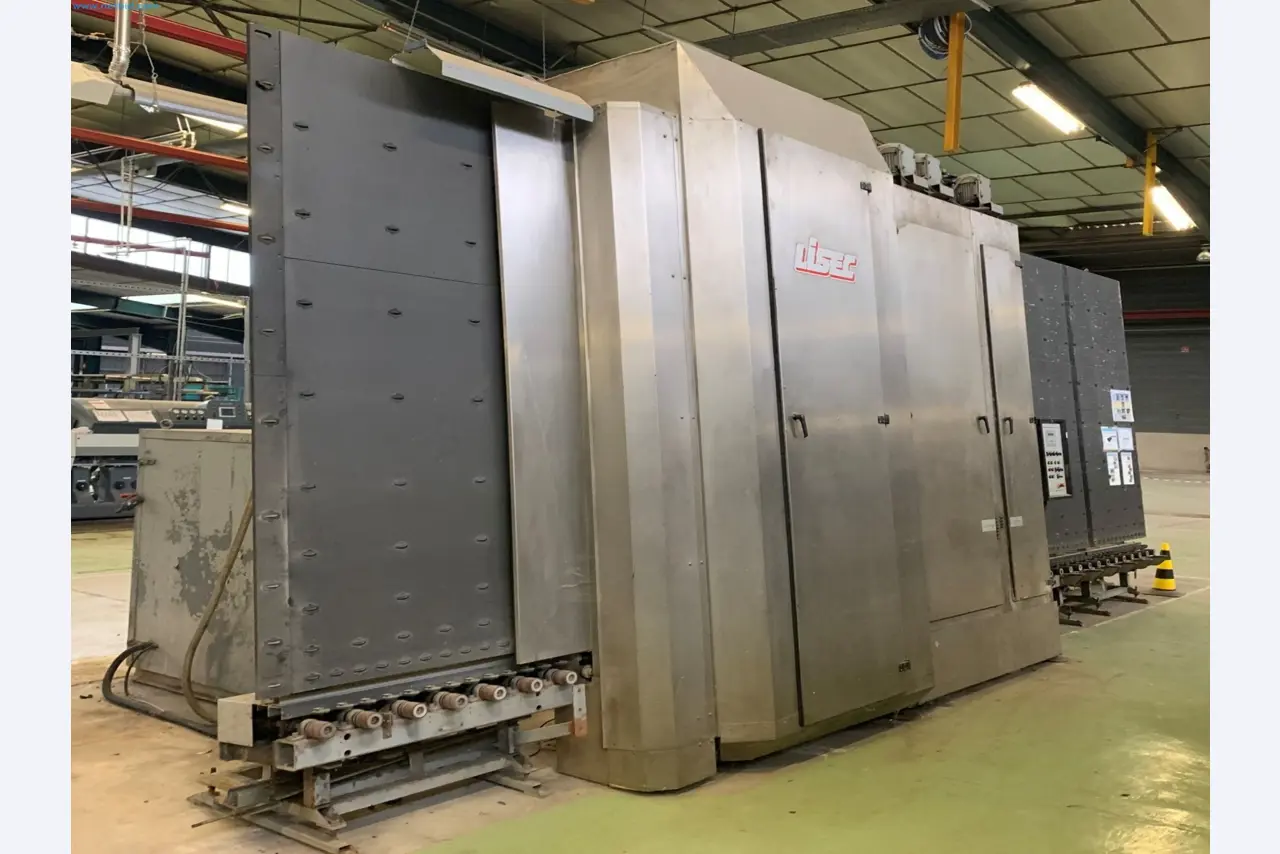 Sale of a complete warehouse of machinery for the glass industry in Spain-2