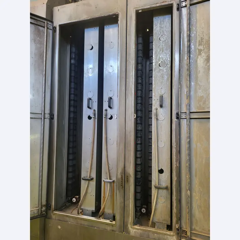 Sale of a complete warehouse of machinery for the glass industry in Spain-5