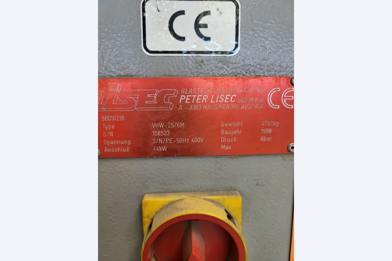 Sale of a complete warehouse of machinery for the glass industry in Spain-9