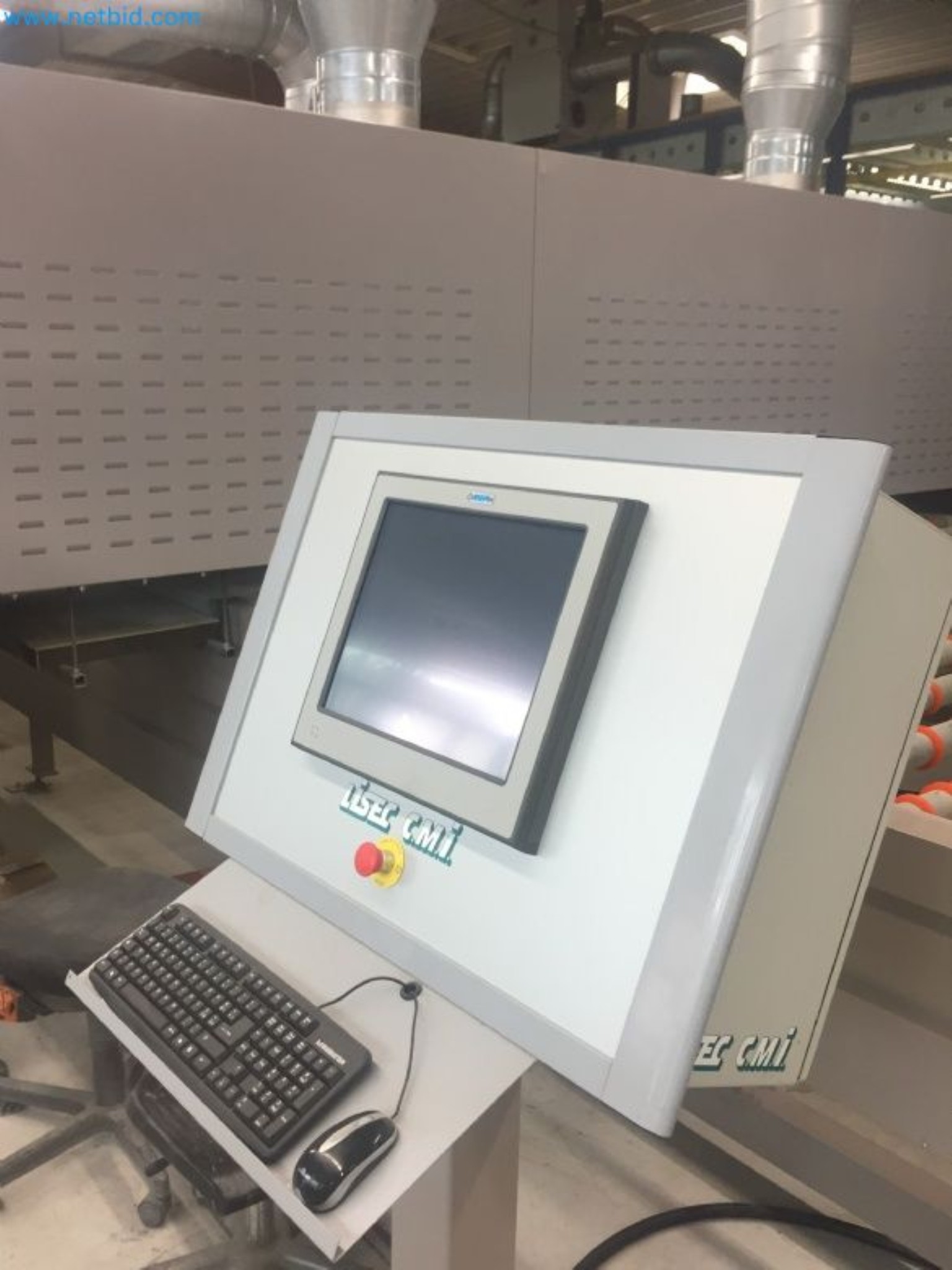 Sale of a complete warehouse of machinery for the glass industry in Spain-20