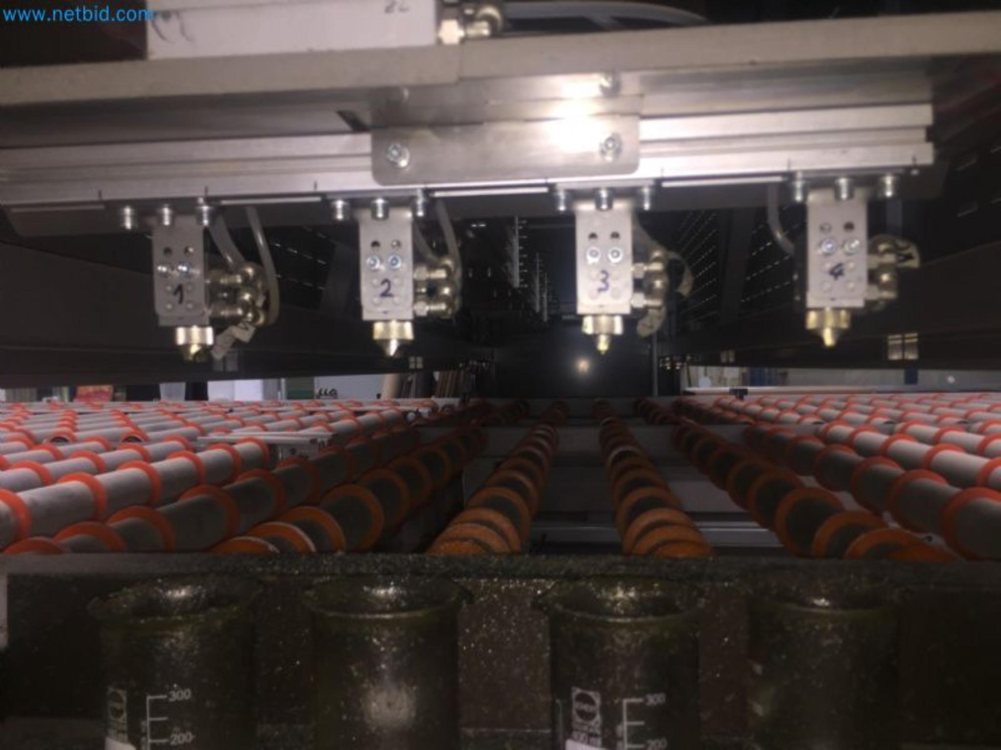 Sale of a complete warehouse of machinery for the glass industry in Spain-8