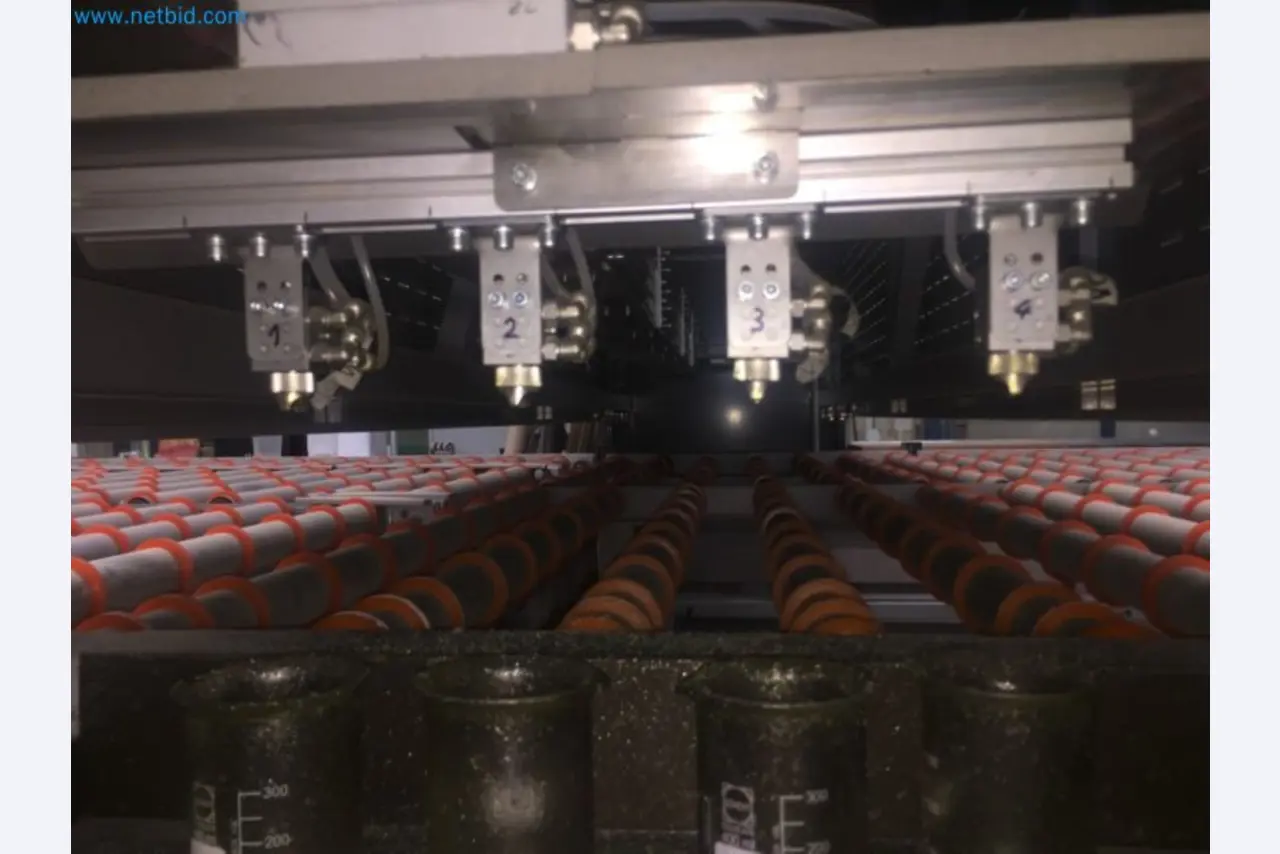 Sale of a complete warehouse of machinery for the glass industry in Spain-8