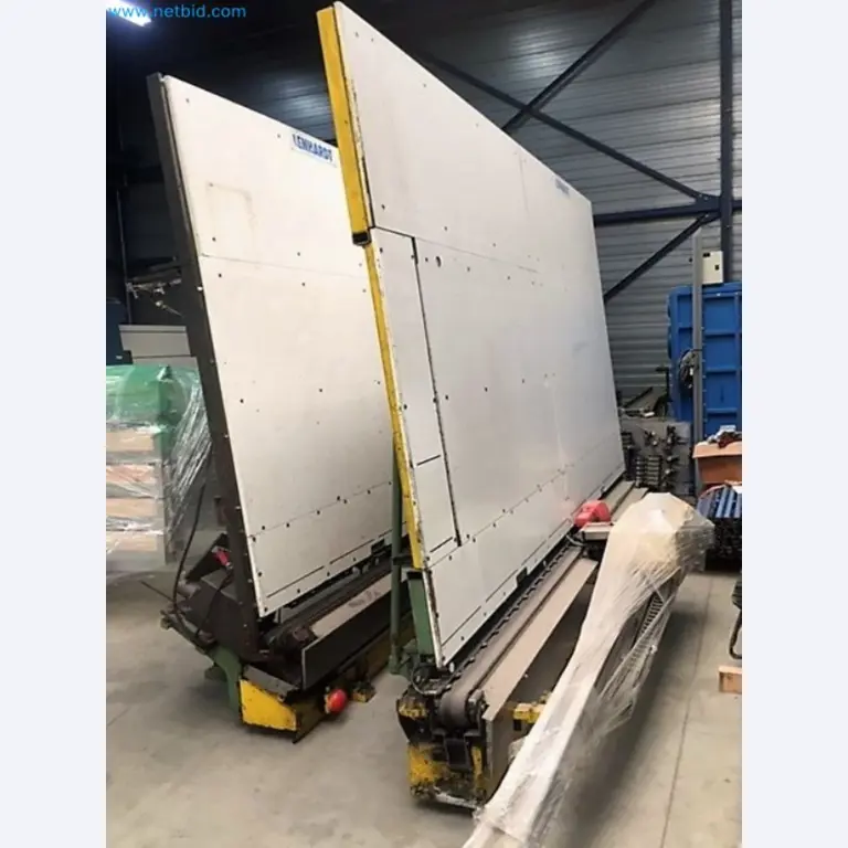 Sale of a complete warehouse of machinery for the glass industry in Spain-12