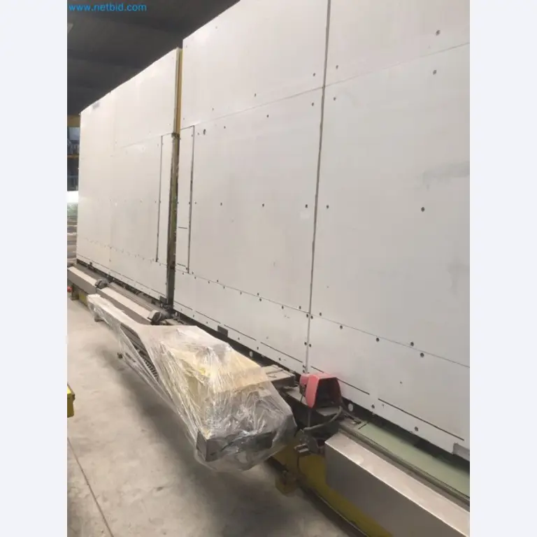 Sale of a complete warehouse of machinery for the glass industry in Spain-15