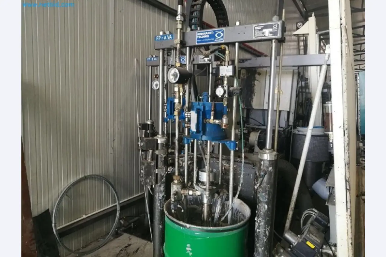 Sale of a complete warehouse of machinery for the glass industry in Spain-17