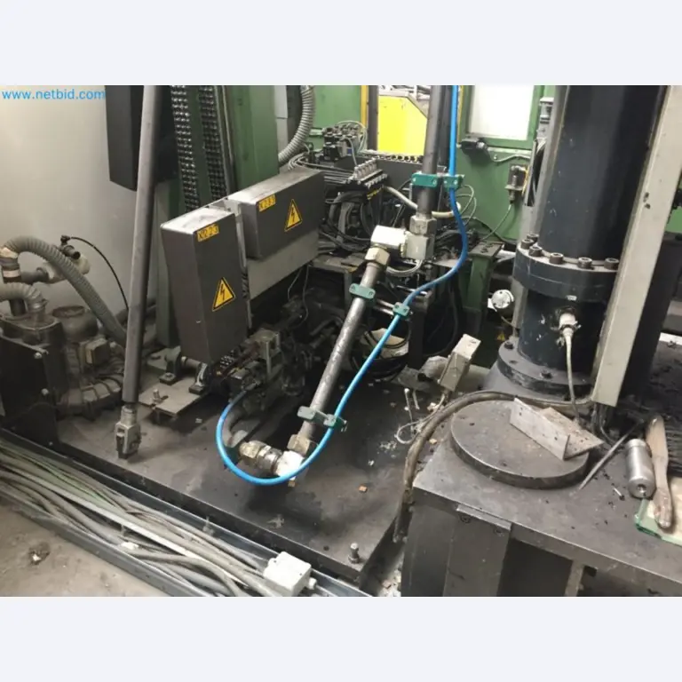 Sale of a complete warehouse of machinery for the glass industry in Spain-8