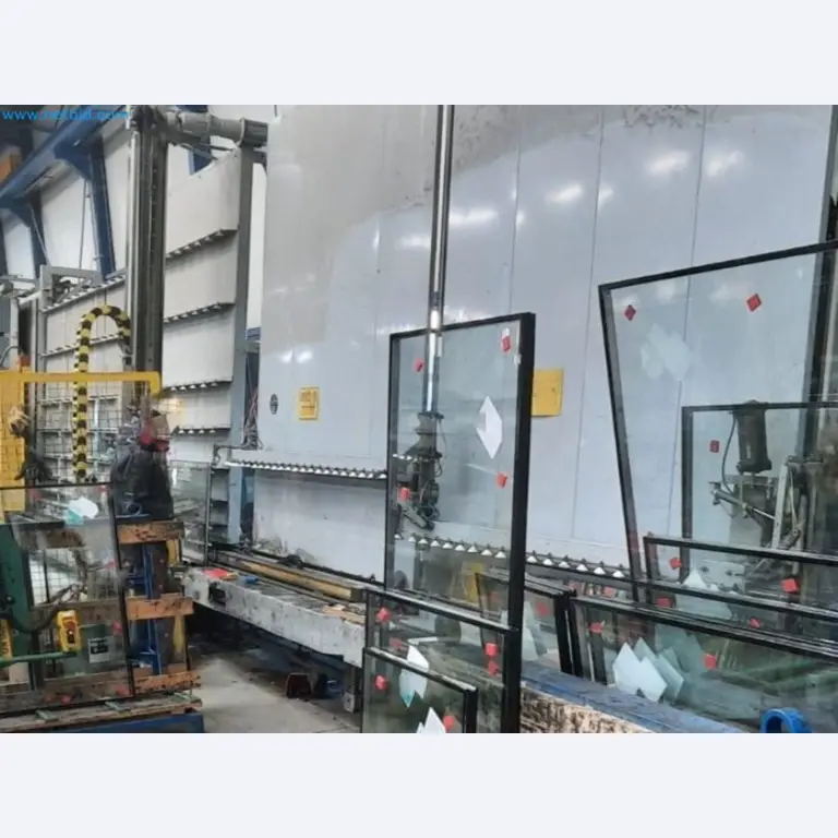 Sale of a complete warehouse of machinery for the glass industry in Spain-1