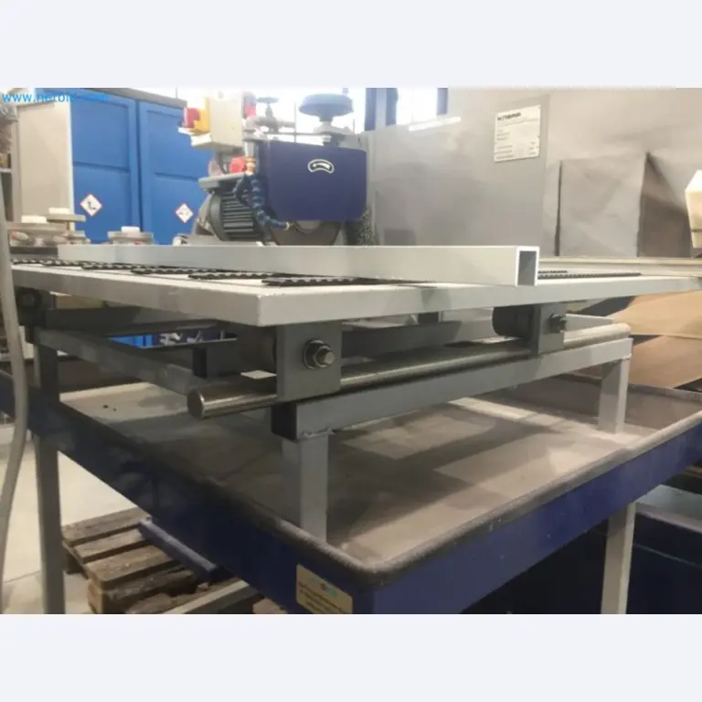 Sale of a complete warehouse of machinery for the glass industry in Spain-8