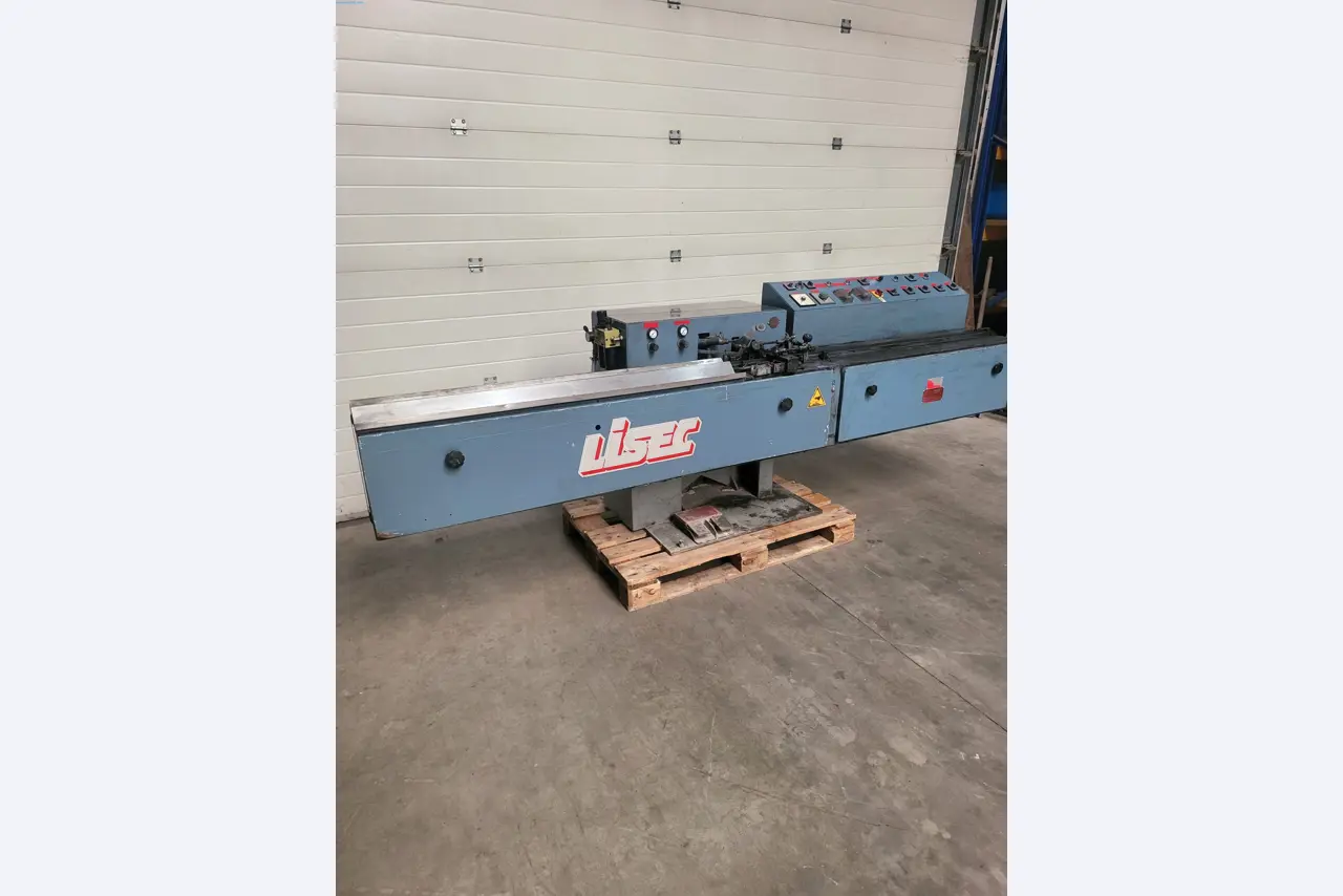 Sale of a complete warehouse of machinery for the glass industry in Spain-2