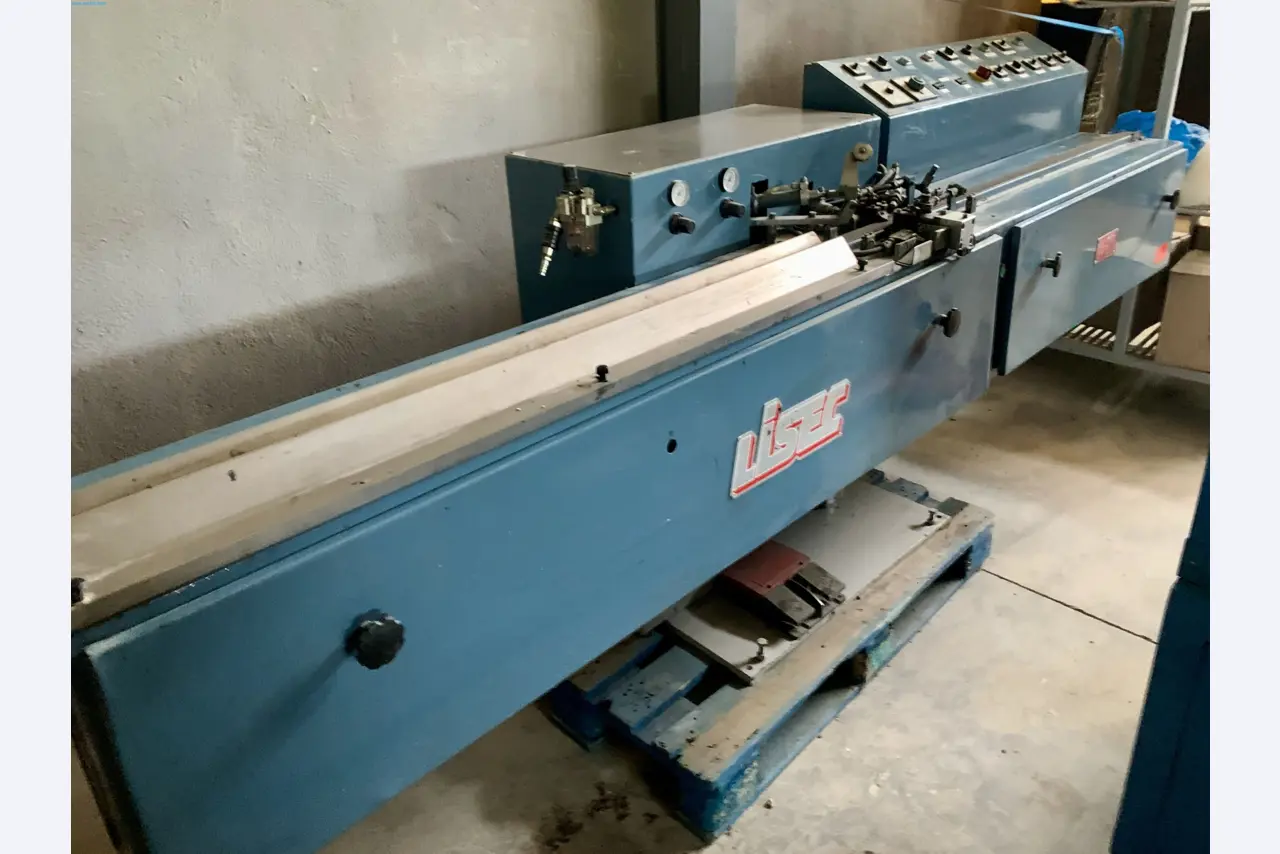 Sale of a complete warehouse of machinery for the glass industry in Spain-9