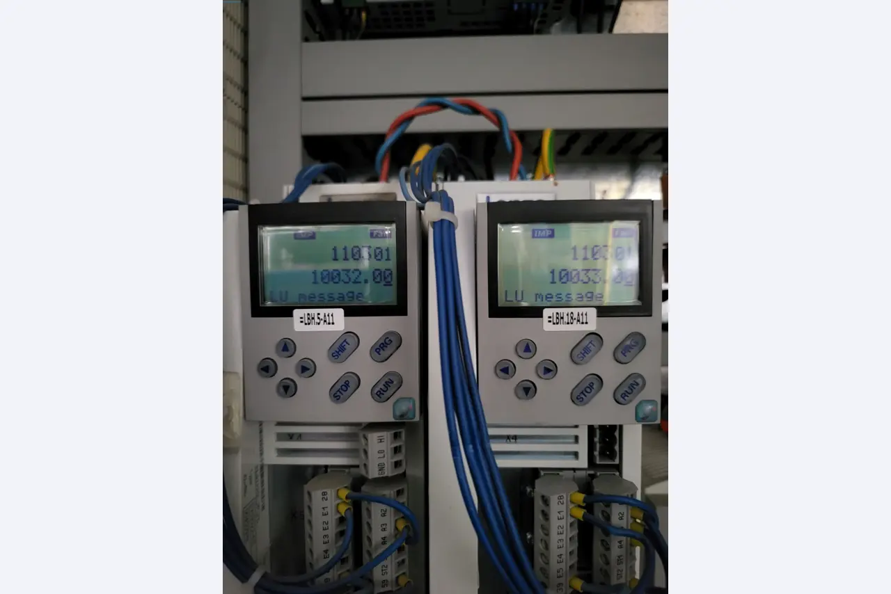 Sale of a complete warehouse of machinery for the glass industry in Spain-11