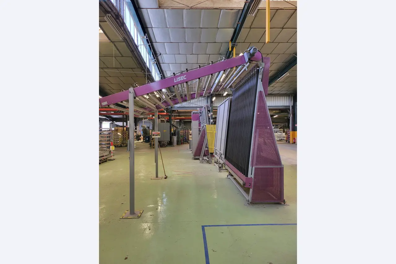 Sale of a complete warehouse of machinery for the glass industry in Spain-1