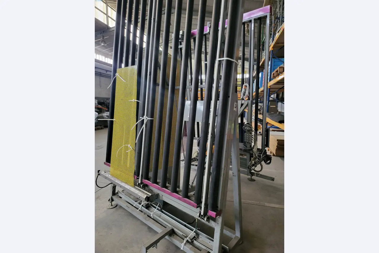 Sale of a complete warehouse of machinery for the glass industry in Spain-21