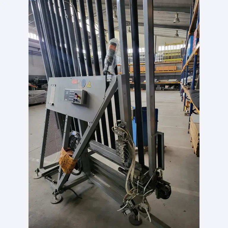 Sale of a complete warehouse of machinery for the glass industry in Spain-22