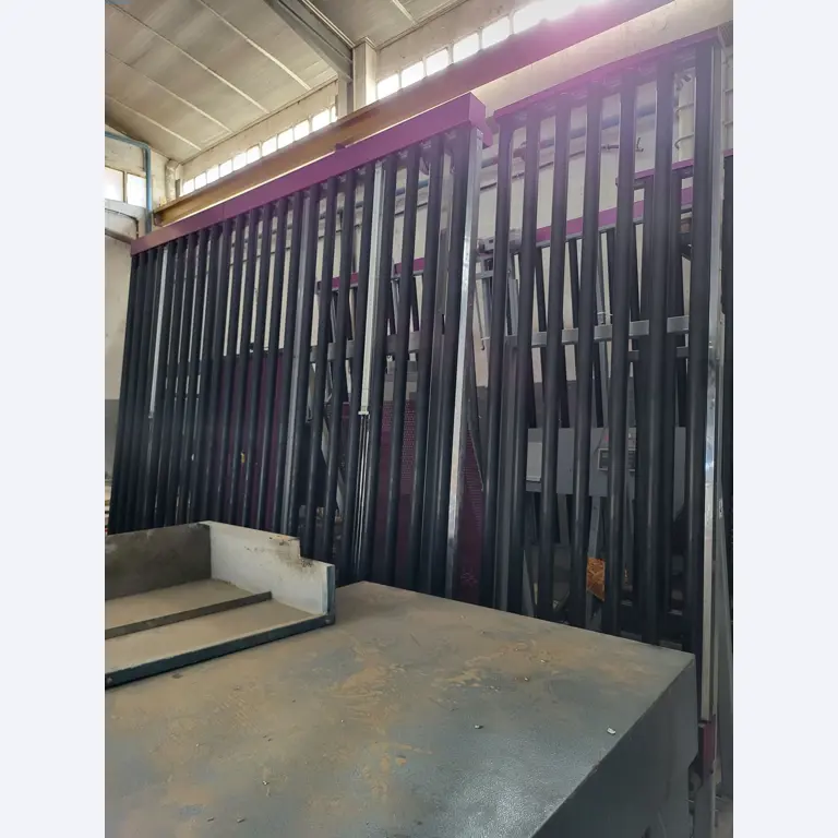 Sale of a complete warehouse of machinery for the glass industry in Spain-25