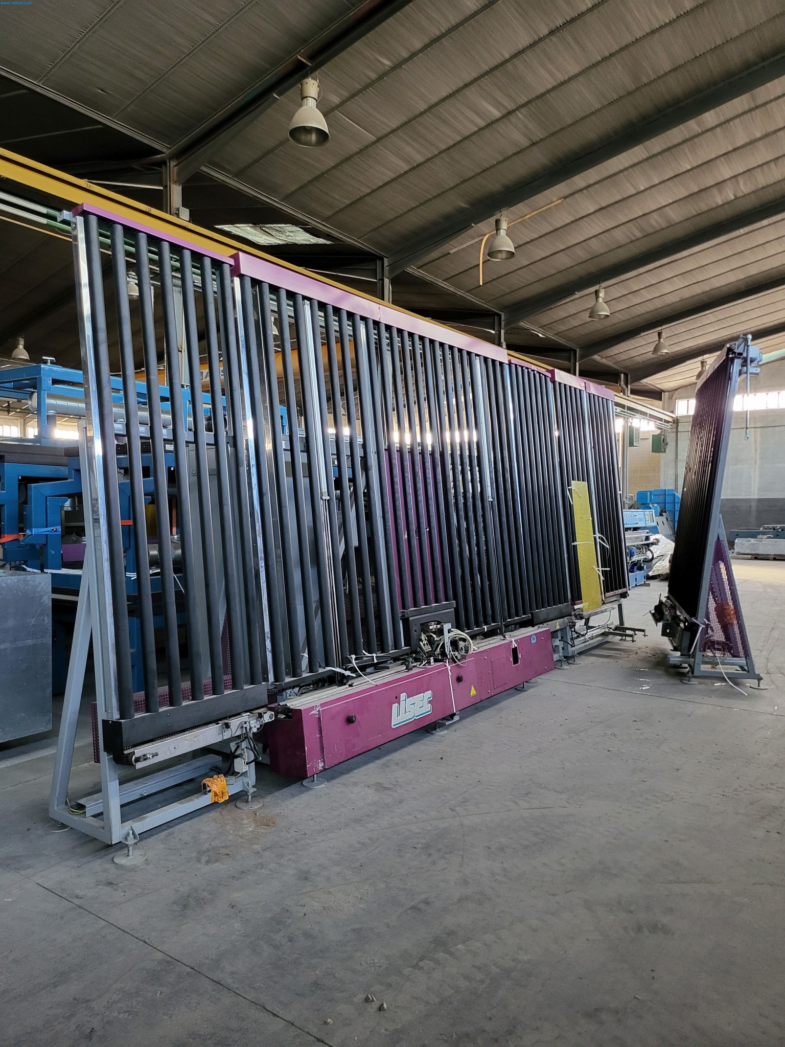 Sale of a complete warehouse of machinery for the glass industry in Spain-28