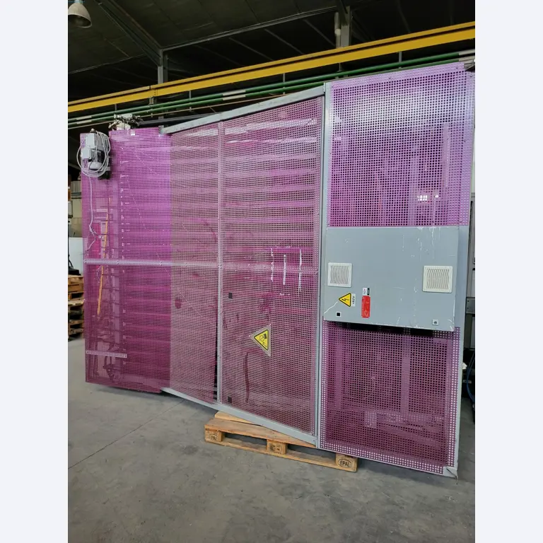 Sale of a complete warehouse of machinery for the glass industry in Spain-32