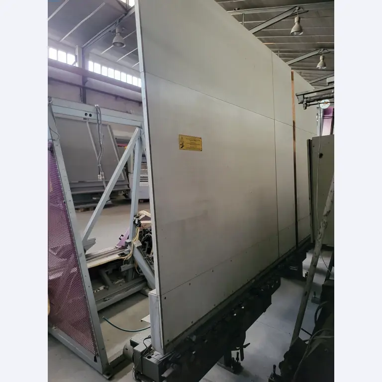 Sale of a complete warehouse of machinery for the glass industry in Spain-34