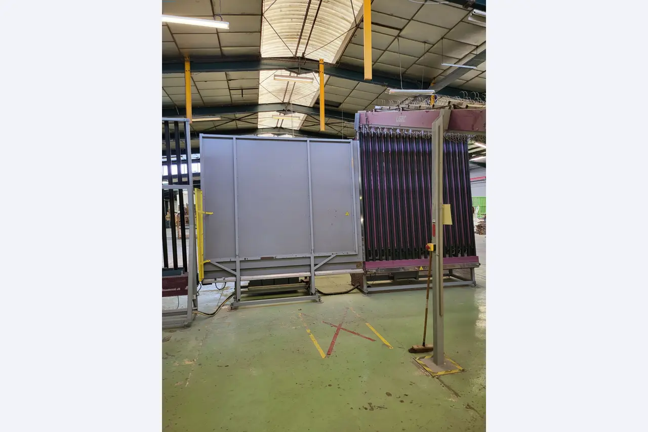 Sale of a complete warehouse of machinery for the glass industry in Spain-39